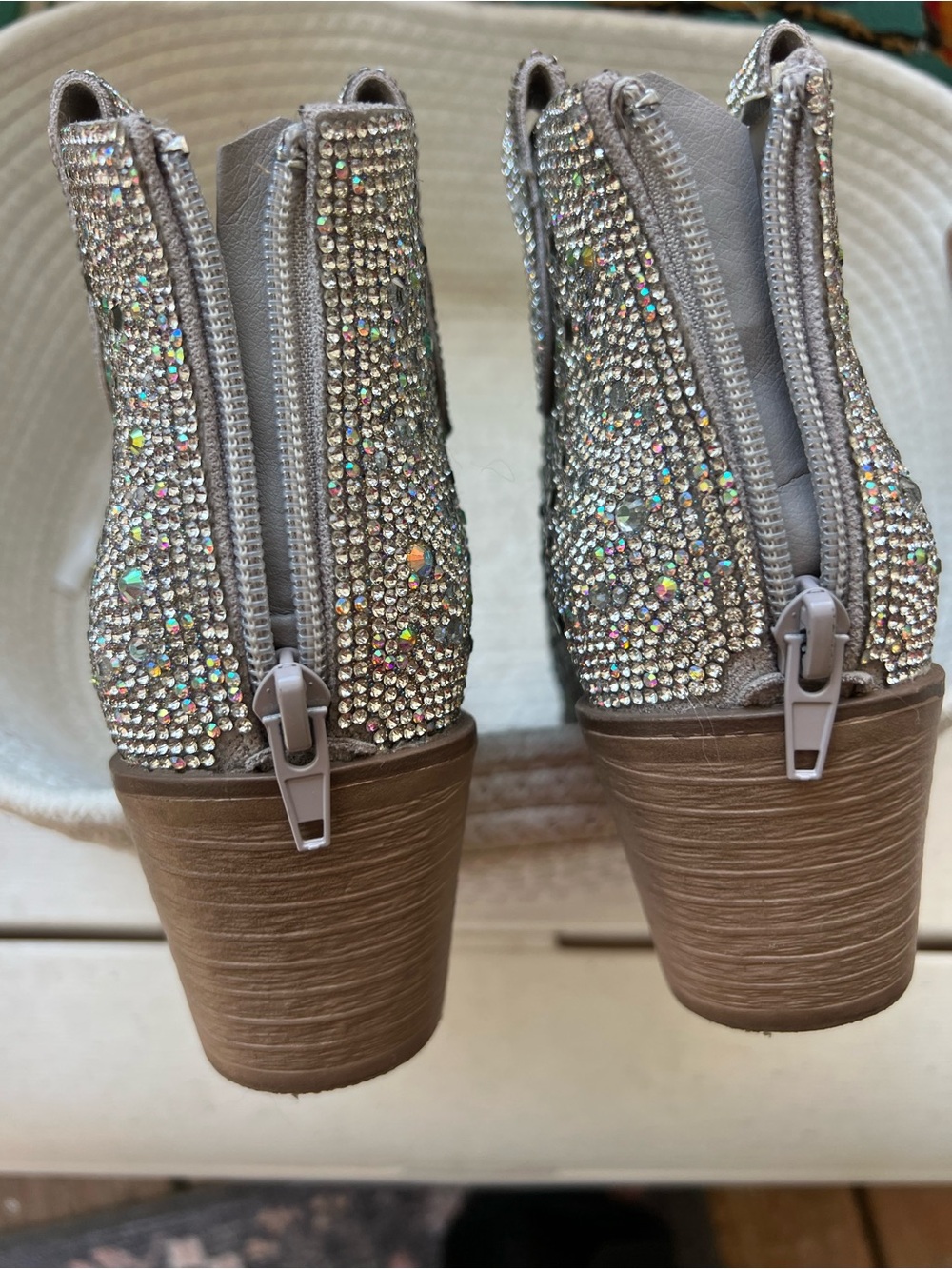 Pierre Dumas Crystal-Embellished Beige Ankle Booties - Picture 7 of 7